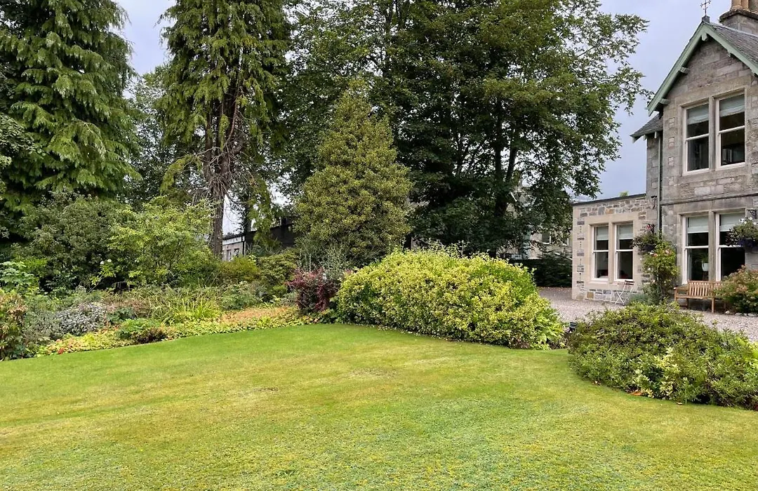 Willows Bed & Breakfast-1
