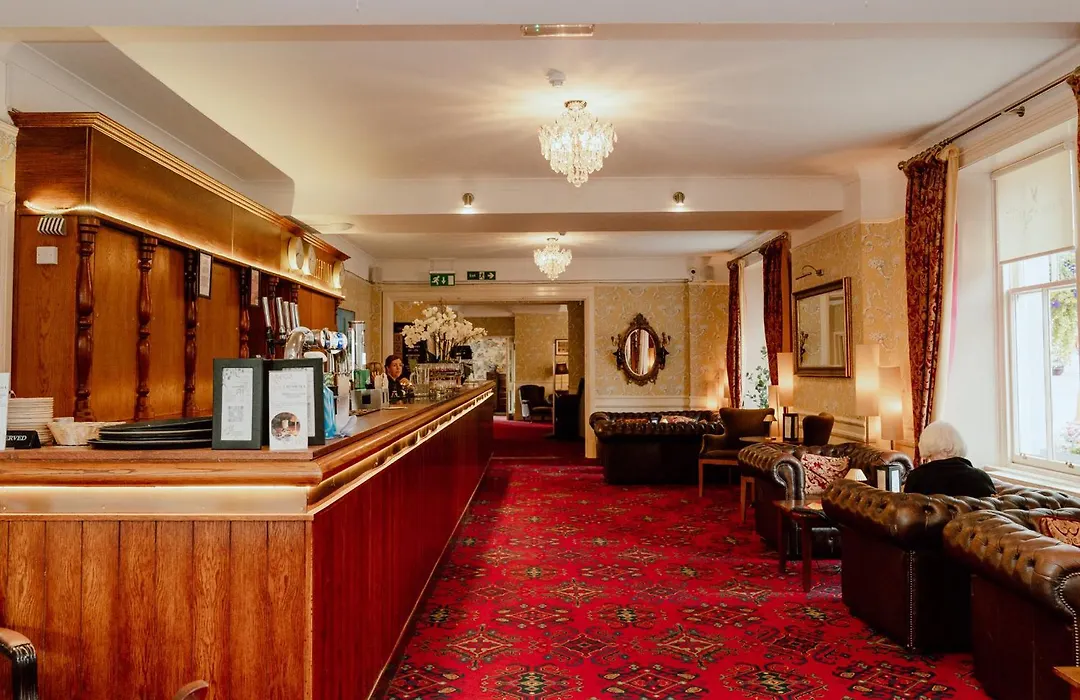 Fisher'S Hotel-1